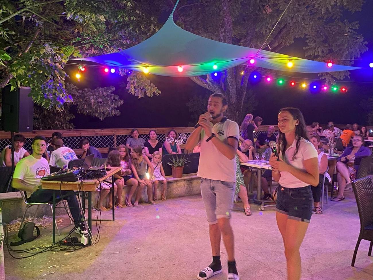 Camping Les Hauts De Rosans Екстер'єр фото